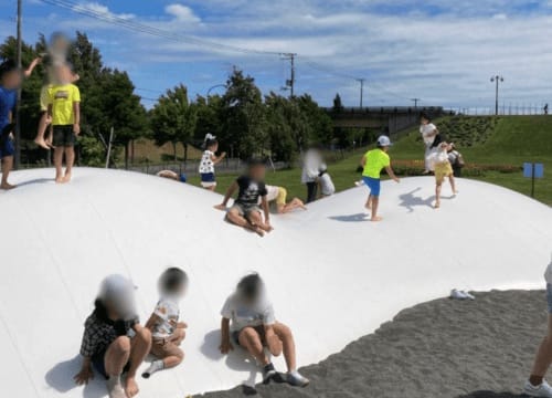 さとらんどのふわふわドーム